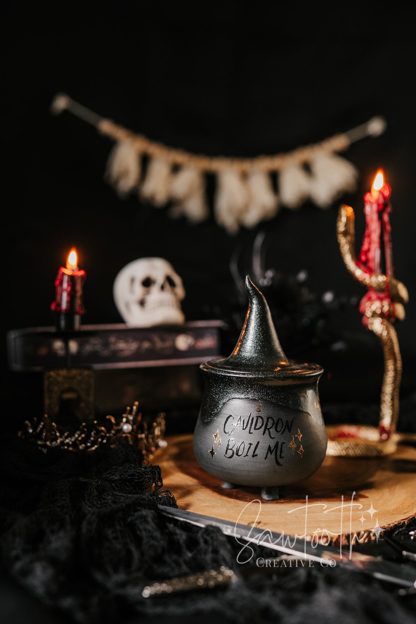 24k Gold Cauldron with Witch Hat - Large