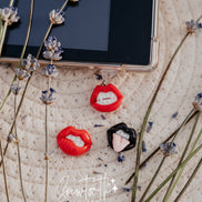 Smut Mouth Kindle Charm | Phone Charm