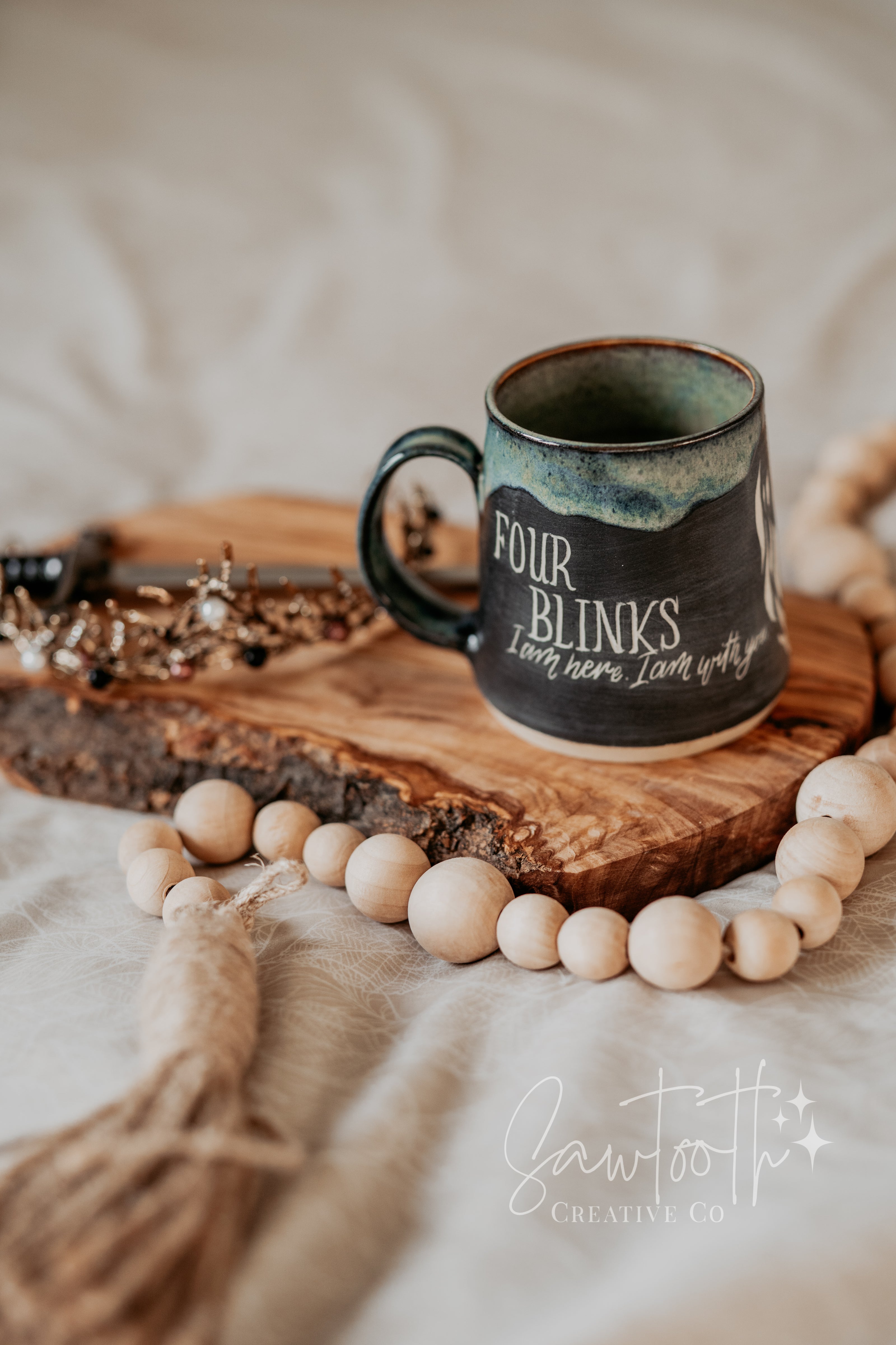 Four Blinks Mug - Large