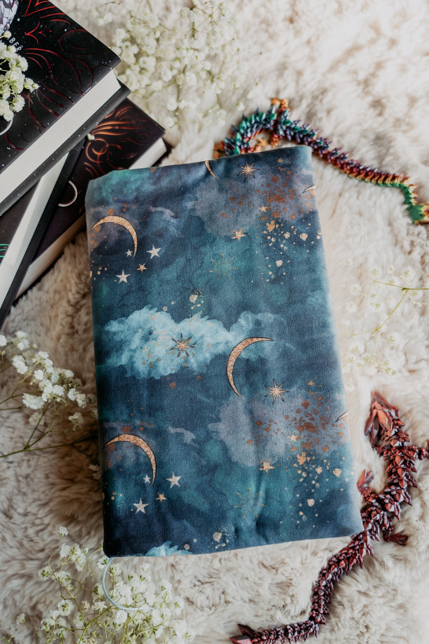 The Dreamer - Adjustable Fabric Dust Jacket